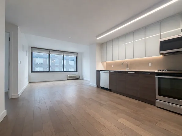 152-09 88th Avenue image 1 of 5