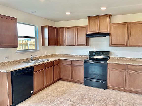 2nd image of 13504 Martha Washington Pl