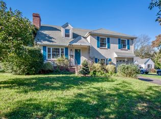 124 Calvarese Ln, Wayne, PA 19087