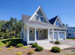 14 Sage Dr #8, Hampton, NH 03842