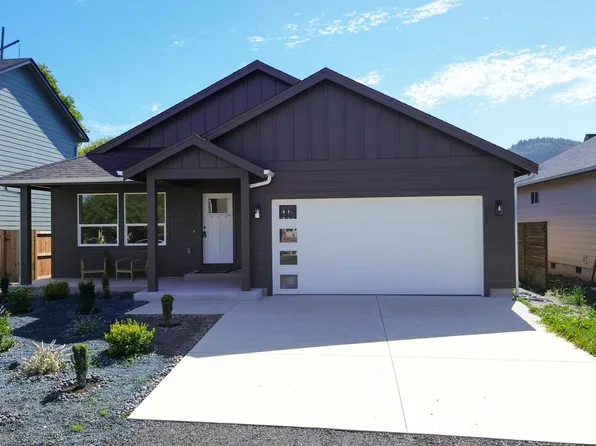 965 Queen St, Seaside, OR 97138