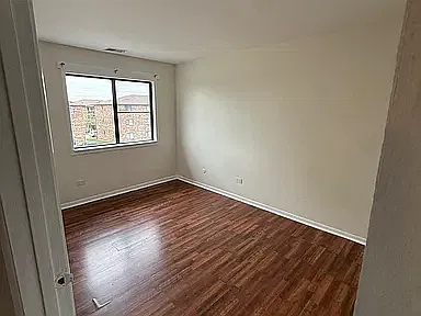 2 bed, 1350 sqft, $1,900 — Photo 3
