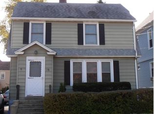 78 Dana St, West Haven, CT 06516