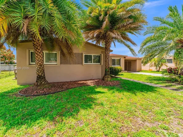 2240 NW 175th St, Miami Gardens, FL 33056