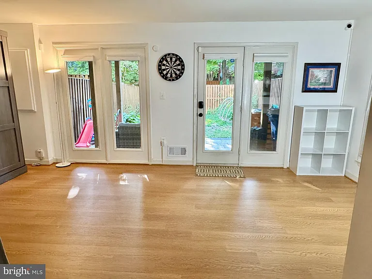 102 Maximillian Ct SW — Photo 19
