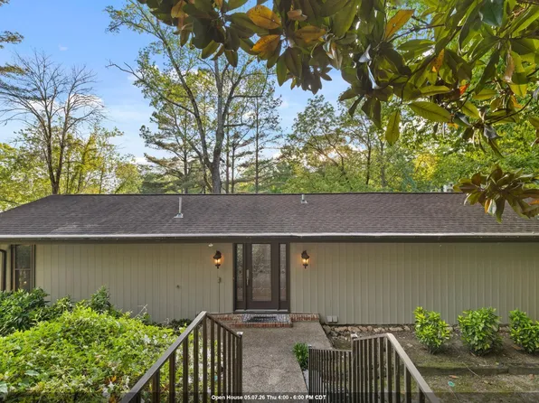 240 Holland Dr, Killen, AL 35645