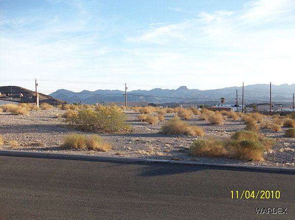 1st image of 3048 Shoshone Dr