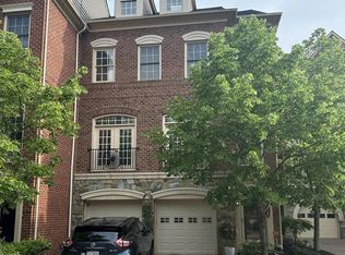 4906 Donovan Dr, Alexandria, VA 22304