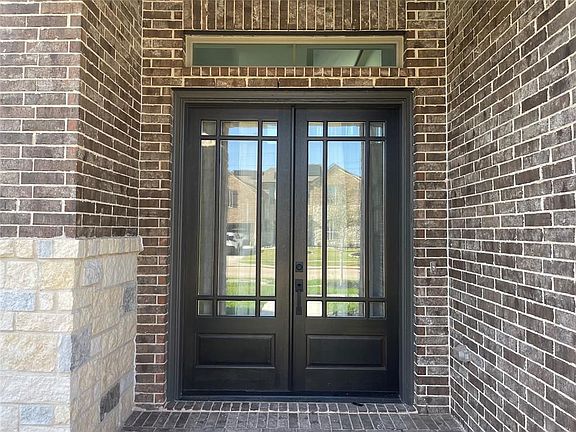 2nd image of 3235 Willow Fin Way