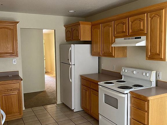 4th image of 3018 Alhambra Dr APT A