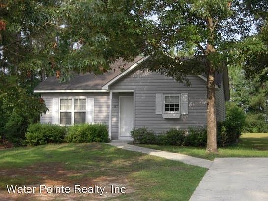 1st image of 387 E Wood Ln