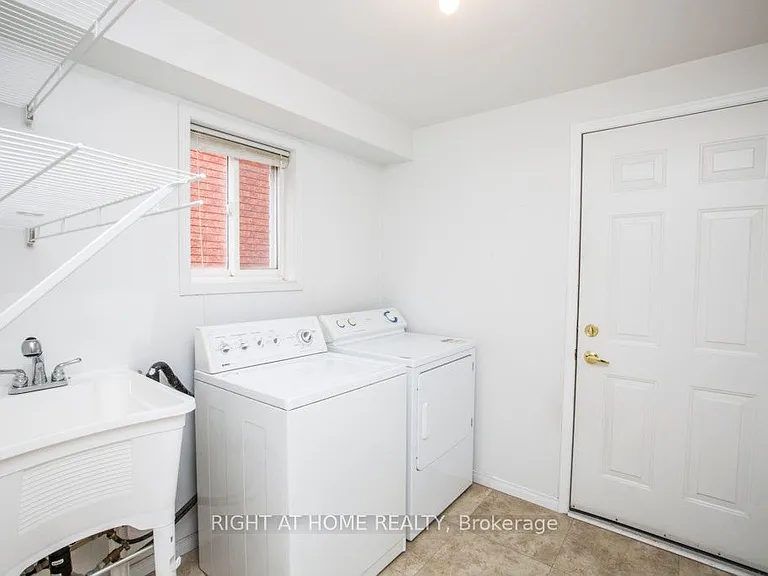 11 Butternut Dr — Photo 17