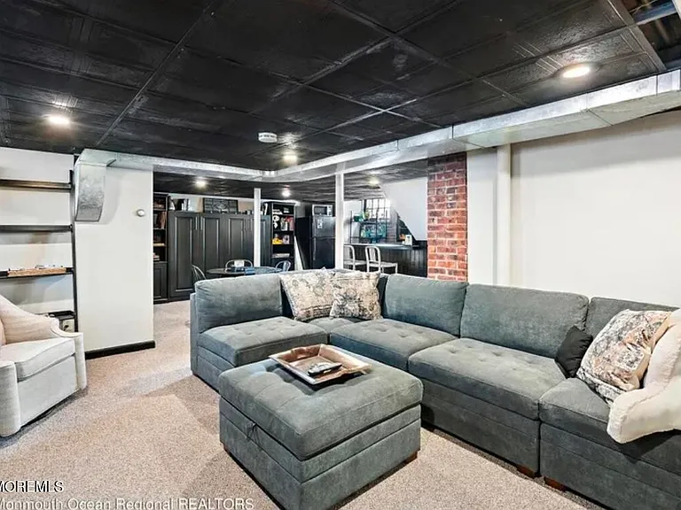 512 Lincoln Ave — Photo 25
