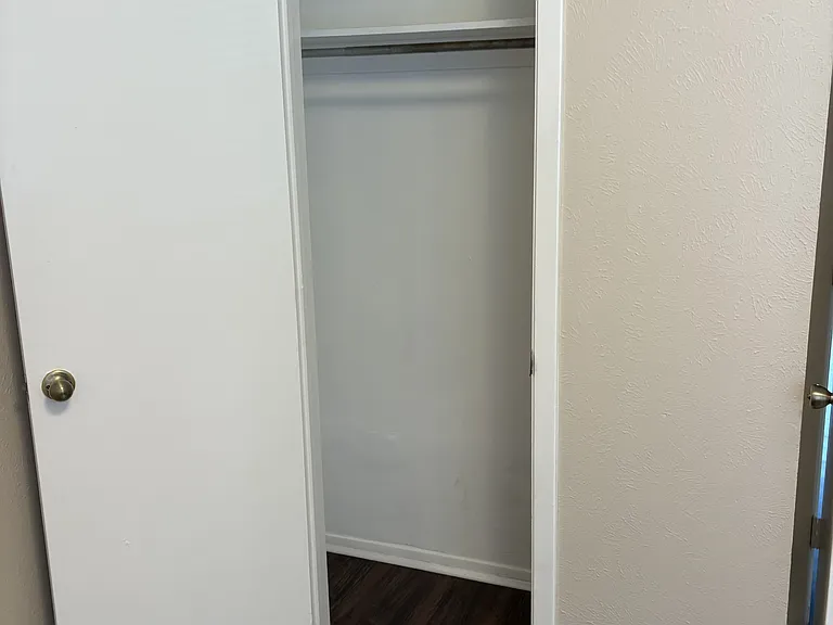 Closet 2