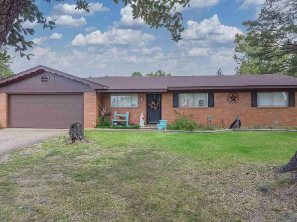 1813 N Old Longview Hwy, Gladewater, TX 75647