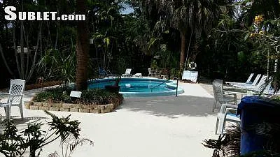 123 SW 19th Ave #123 Photo 1
