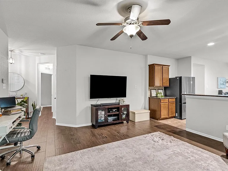 1700 Fall Forest Ct — Photo 11