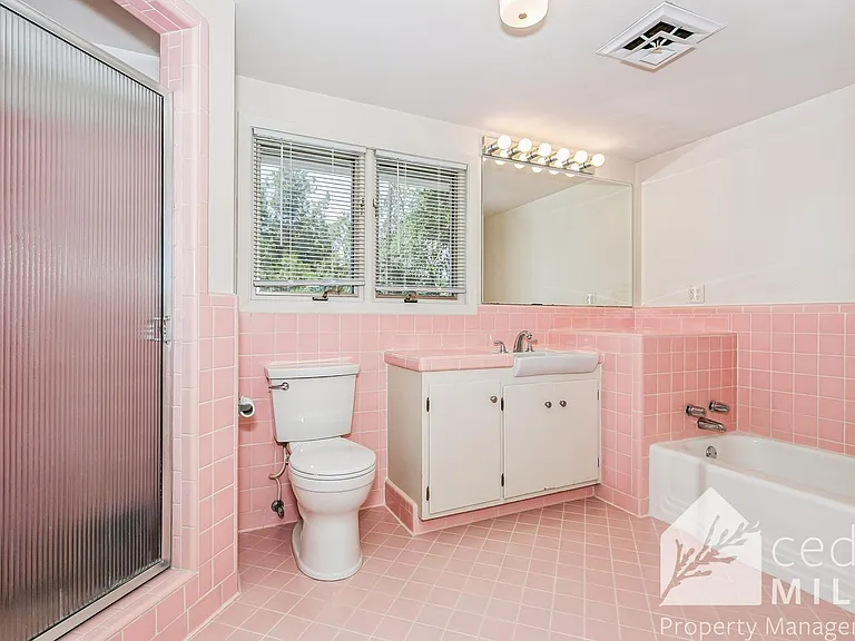 125 S Oakwood Ave — Photo 12