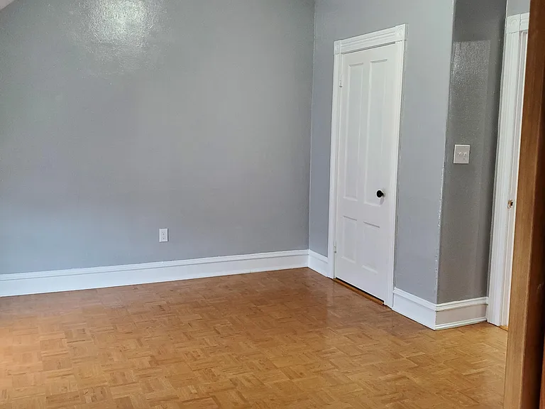 363 Osborn St — Photo 9