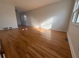 512 Knopf St, Manville, NJ 08835