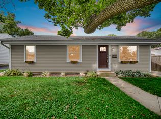 1106 S Sumner St, Wheaton, IL 60189