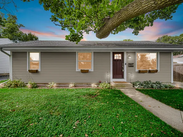 1106 S Sumner St, Wheaton, IL 60189