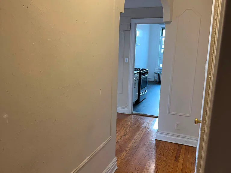 4535 44th St #6A — Photo 8