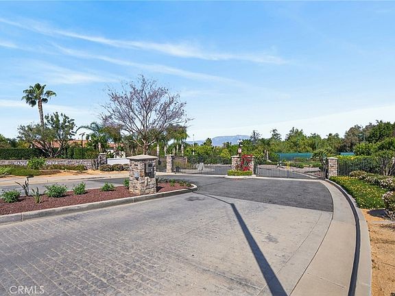 3rd image of 8054 Armagosa Dr