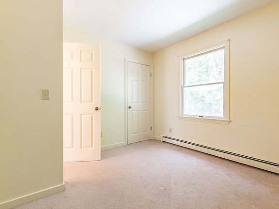 5th image of 41 Evergreen Rdg #D
