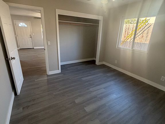 4th image of 1305 Crann Ave #B