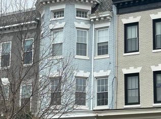 Columbia Heights, Washington, DC 20009