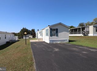 21 Hillside Pl, Kunkletown, PA 18058