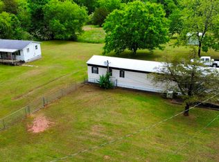 731 Hough Rd, Laceys Spring, AL 35754