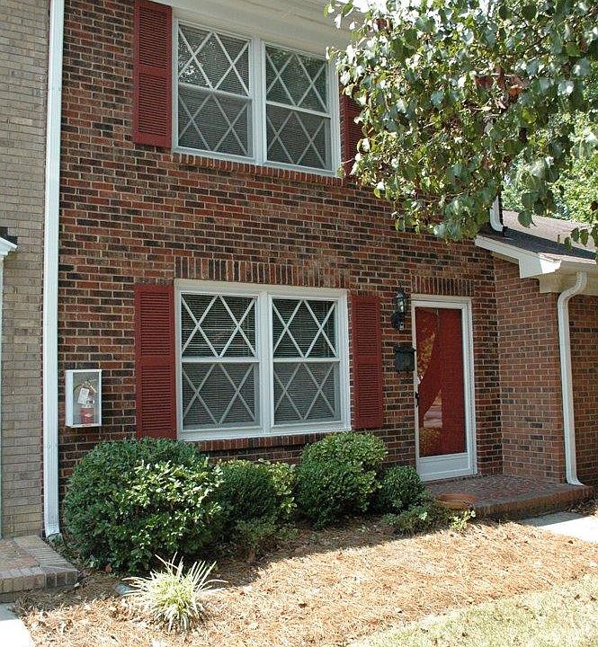 1st image of 4614B Lawndale Dr