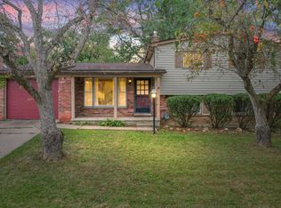 2707 Brandywine Dr, Ann Arbor, MI 48104