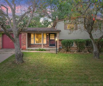 2707 Brandywine Dr, Ann Arbor, MI, 48104