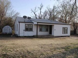 1629 E Macarthur Rd, Wichita, KS 67216