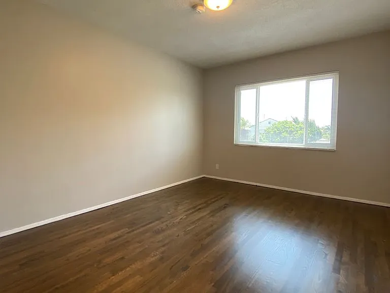 11325 Washington Pl — Photo 8