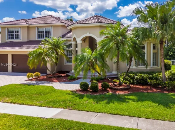 1913 NW 167th Ave, Pembroke Pines, FL 33028