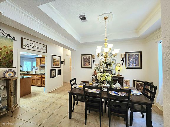 5th image of 104 Portulaca St