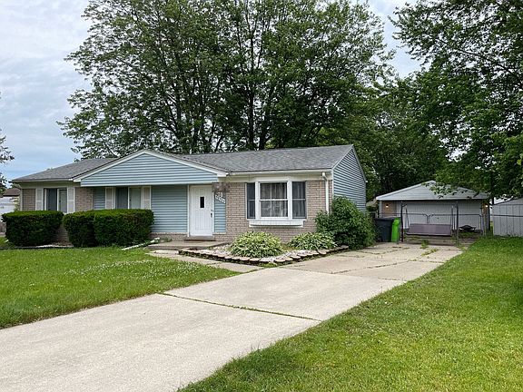 2nd image of 50504 Leeward Dr