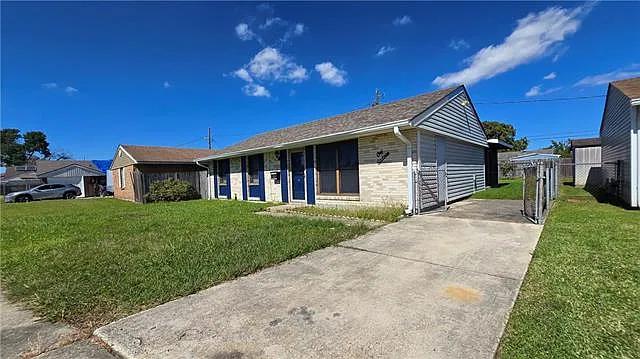 3 bed, 1.5 bath, 1100 sqft, $1,600 — Photo 2