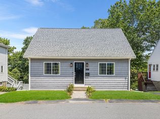47 Crawford Rd, Braintree, MA 02184