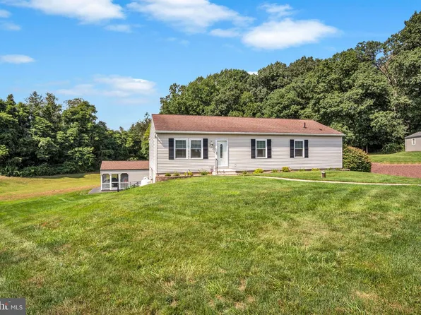 314 Nebinger St, Lewisberry, PA 17339