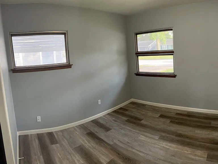 1520 W Hayes St — Photo 6