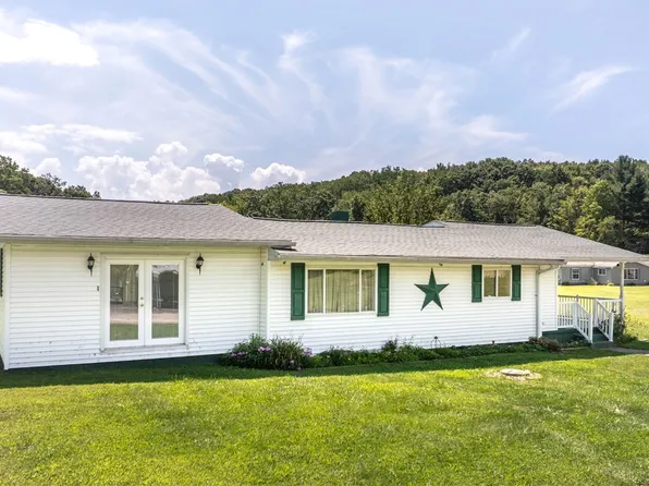 200 Brown Hill Rd, Markleysburg, PA 15459