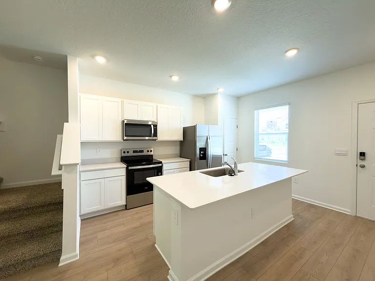 211 Palmetto Ridge Rd — Photo 6