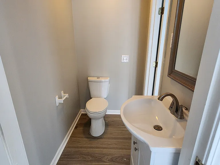 1325 Virginia Ave #B1 — Photo 15