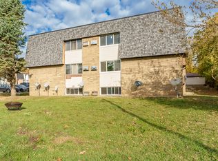 2907 La Salle Ave #6, Rockford, IL 61114