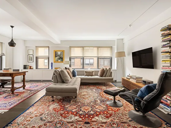 2 Tudor City Pl APT 8DS, New York, NY 10017